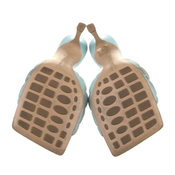 Bottega Veneta Leather Quilted Heels - Picture 5 of 5